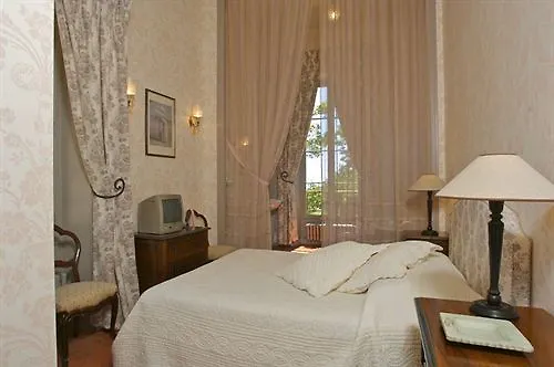 Chateau Juvenal Hotel Saint-Hippolyte-le-Graveyron Guest house
